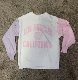 Hollister Crewneck thumbnail 1