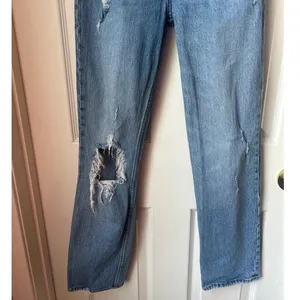 Abercrombie The 90s Straight Ultra High Rise Jeans - Size 25 thumbnail 5