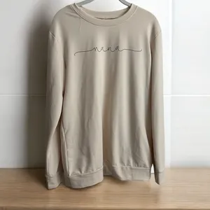 Nana‎ Sweatshirt Beige M Women Graphic Casual Gift Cozy Comfortable Soft Grandma thumbnail 2