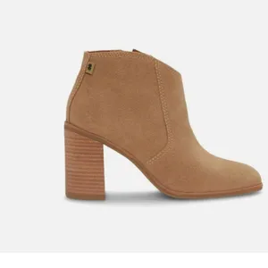 NEW $139 Lucky Brand Women's Pellyon Cortado Tan Suede Ankle Boots 9.5 Leather thumbnail 2