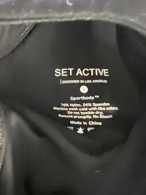 Set Active High Neck Sports Bra thumbnail 4