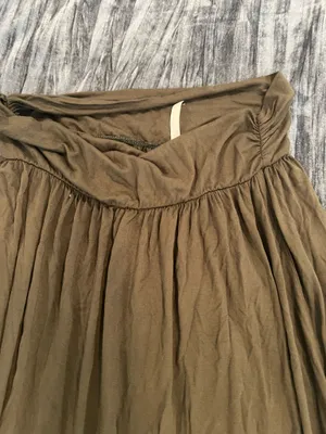 Elegant olive green Women's Skirt size XL thumbnail 2