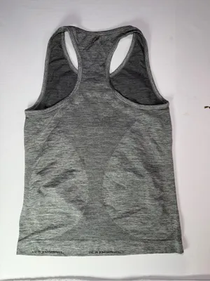 Gray Gymshark Racerback Tank Top Women’s Small Approx 15.5x23 thumbnail 5