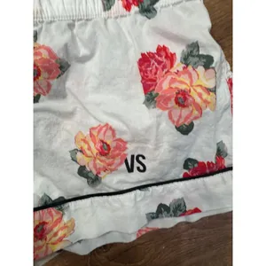 Victorias Secret Womens‎ Floral Pajama Shorts Size M White Soft Feminine thumbnail 3