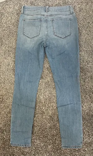 Old Navy High Rise Skinny Jeans thumbnail 2