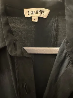 NWOT Djerf Avenue On The Go Shirt in Ash thumbnail 4
