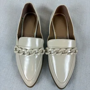 LC Lauren Conrad Demii Chain Women's Loafers Bone Size 6 thumbnail 4