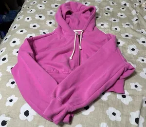 BDG pink cropped sweater thumbnail 1