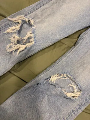 Abercrombie and Fitch The Dad High Rise Jeans thumbnail 3