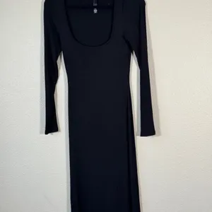 Skims Black Long Sleeve Midi Dress Womens M Bodycon Baddie Modest Minimalist thumbnail 12
