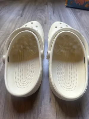 Crocs thumbnail 3