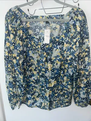 Ann Taylor Blue and Yellow Floral Square-Neck Button Front Top NWT 85$ XL thumbnail 3