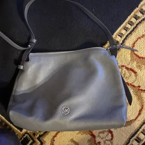 Michael Kors‎ Shailene green hobo leather purse thumbnail 1