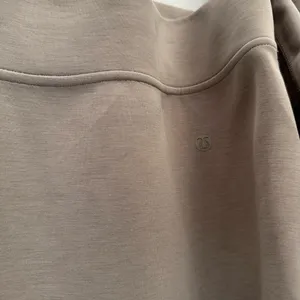Lululemon Hoodie thumbnail 4