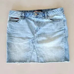 Tommy Hilfiger Vintage Denim Skirt thumbnail 1