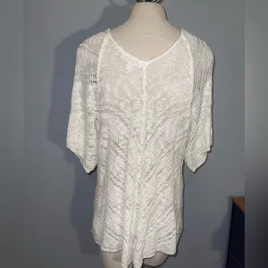 Dress Barn cream crotched lightweight v-neck top sweater woman’s Large EUC thumbnail 2