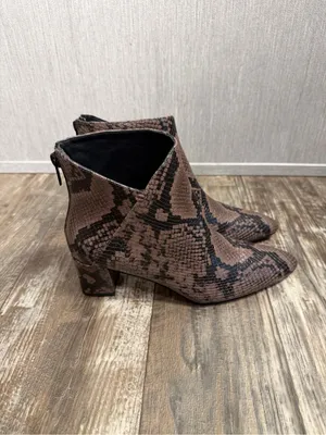 Vince Brown Snakeskin-Print Leather Ankle Boot Size 6.5 thumbnail 8