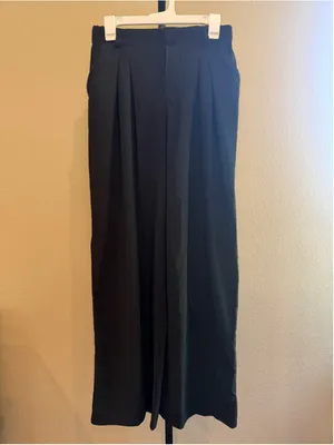 M(Tall) Halara High Waisted Plicated Side Pocket Wide Leg Waffle Work Pants thumbnail 3