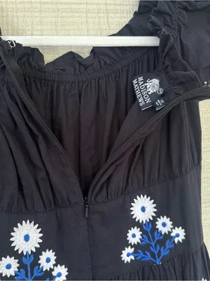 Madison Matthews Navy floral Maxi tiered long Dress short puff sleeves size XS thumbnail 3