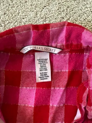 Victoria's Secret Pajama Set thumbnail 4