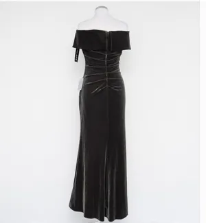 XScape Gown Off-The-Shoulder olive green thumbnail 2