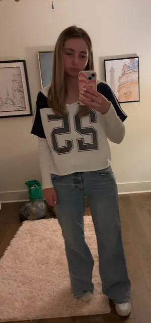 Hollister Top thumbnail 1