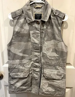 Abercrombie‎ & Fitch Womens Camo Utility Vest Gray Military Safari Medium M thumbnail 1