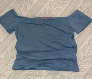 Edikted Off The Shoulder top thumbnail 1