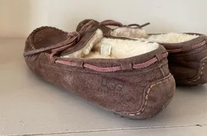 UGG Suede Shearling Moccasin Slippers Dark Brown size 8 thumbnail 4