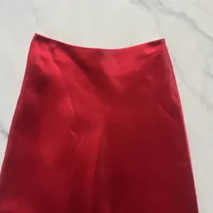 Vintage Cache Red Satin Maxi Skirt Size XS Bias Cut 90s CBK Minimalist Long Slip thumbnail 6