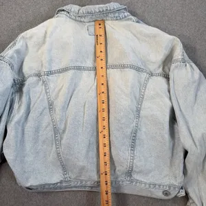 American Eagle Women's Large Light Wash Distressed Denim Jacket Button Front thumbnail 9