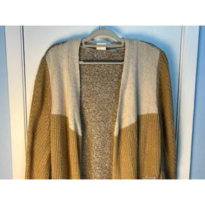 Daytrip Cardigan Chunky Knit Sweater Large Tan Granny Core Cozy Office Fall thumbnail 2