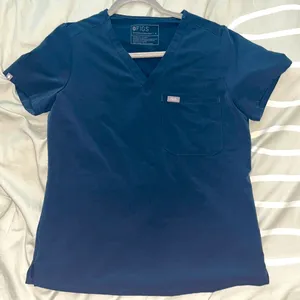 Figs Women's Short Sleeve V-Neck Top in dark harbor thumbnail 1