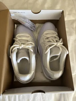 Jordan 11 Retro Low thumbnail 3
