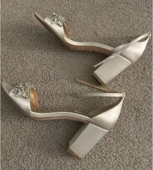 Badgley Mischka Heels thumbnail 3