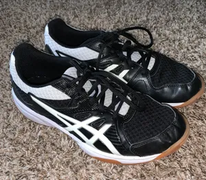 volleyball shoes thumbnail 1