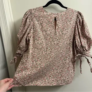 Hyacinth House Fiona Floral Top Small thumbnail 7