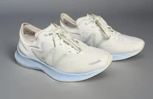 New Balance Wide Dynasoft Pesu V1 Women's White Sneakers Size 8.5D thumbnail 1