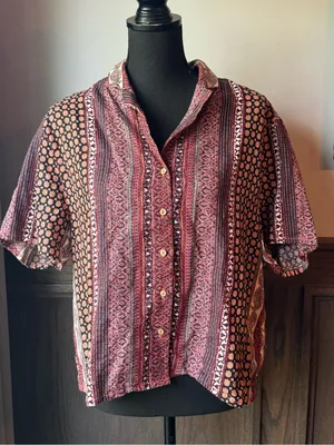 Rachel Zoe Short-Sleeve Linen Button-Down Shirt in Burgundy and Blush Pattern xl thumbnail 1