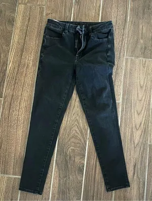 American Eagle Skinny jeans size 6S thumbnail 1