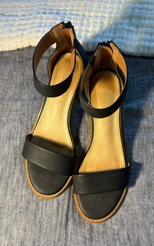 MI.IM black wedge ankle thumbnail 1