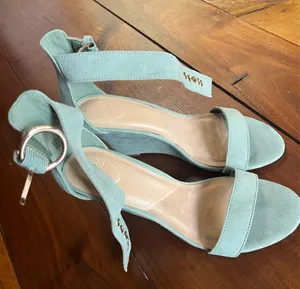 Chunky heel sandal thumbnail 1