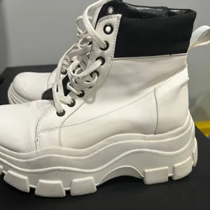 Mannarino White and Black Lace Up High-Top Boots thumbnail 8