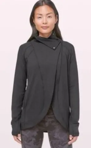 Lululemon Rulu Rally Wrap Long Sleeve Jacket Top Size 4 Black thumbnail 1