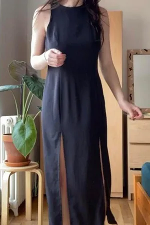 Vintage black midi dress with high slits 🖤 thumbnail 8
