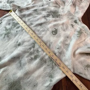 Feat Blanket Hoodie Sage Green‎ Tie Dye Fleece Sweatshirt Womens Medium thumbnail 7