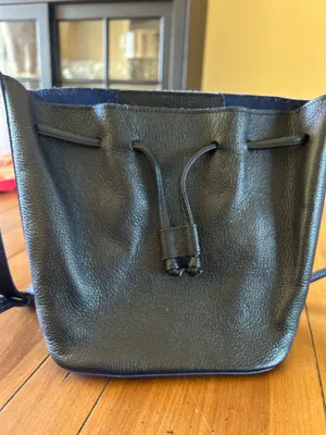 Gigi New York black leather bucket bag with crossbody strap thumbnail 1