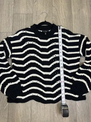 Jessica Simpson Black White Wavy Knit Sweater Chic Statement Hem Size S thumbnail 7
