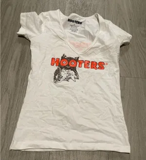 Hooters Classic White Apparel thumbnail 1
