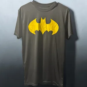 Batman DC Comics Large T-Shirt Bat Signal Black Size Medium thumbnail 2